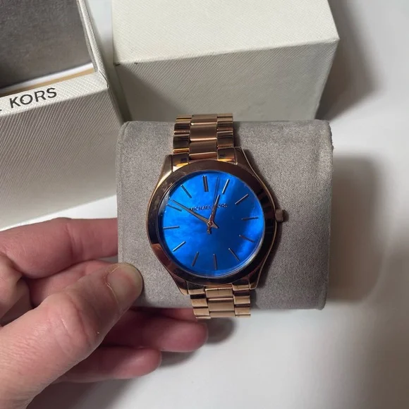 New Michael Kors Rose Gold Watch with Blue Dial - Picture 2 of 3